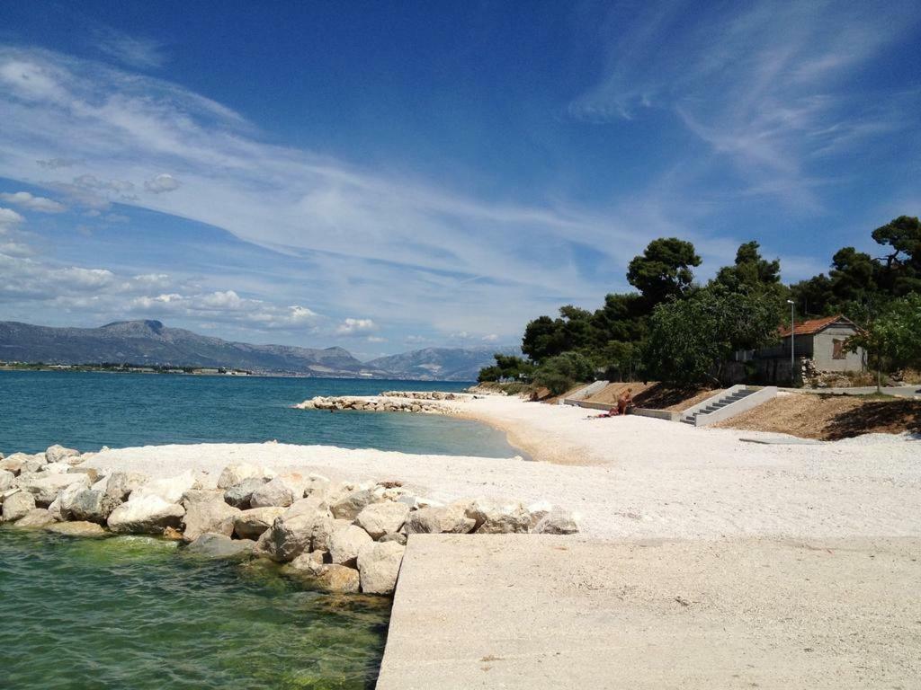 Apartments Luki Trogir Exterior foto