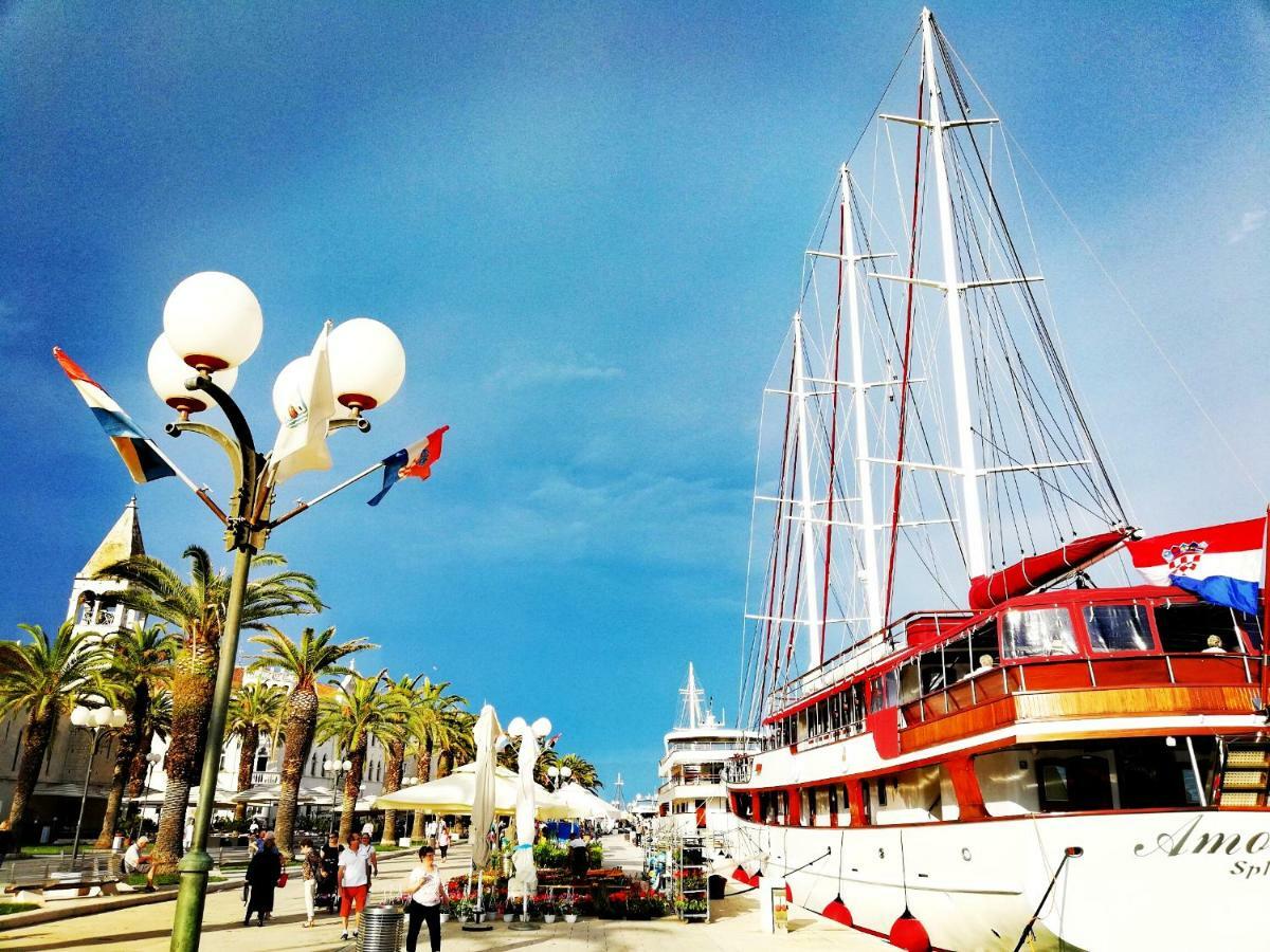 Apartments Luki Trogir Exterior foto